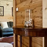 Amelie Chalet *