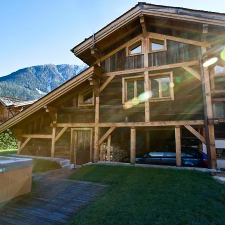 Amelie Chalet